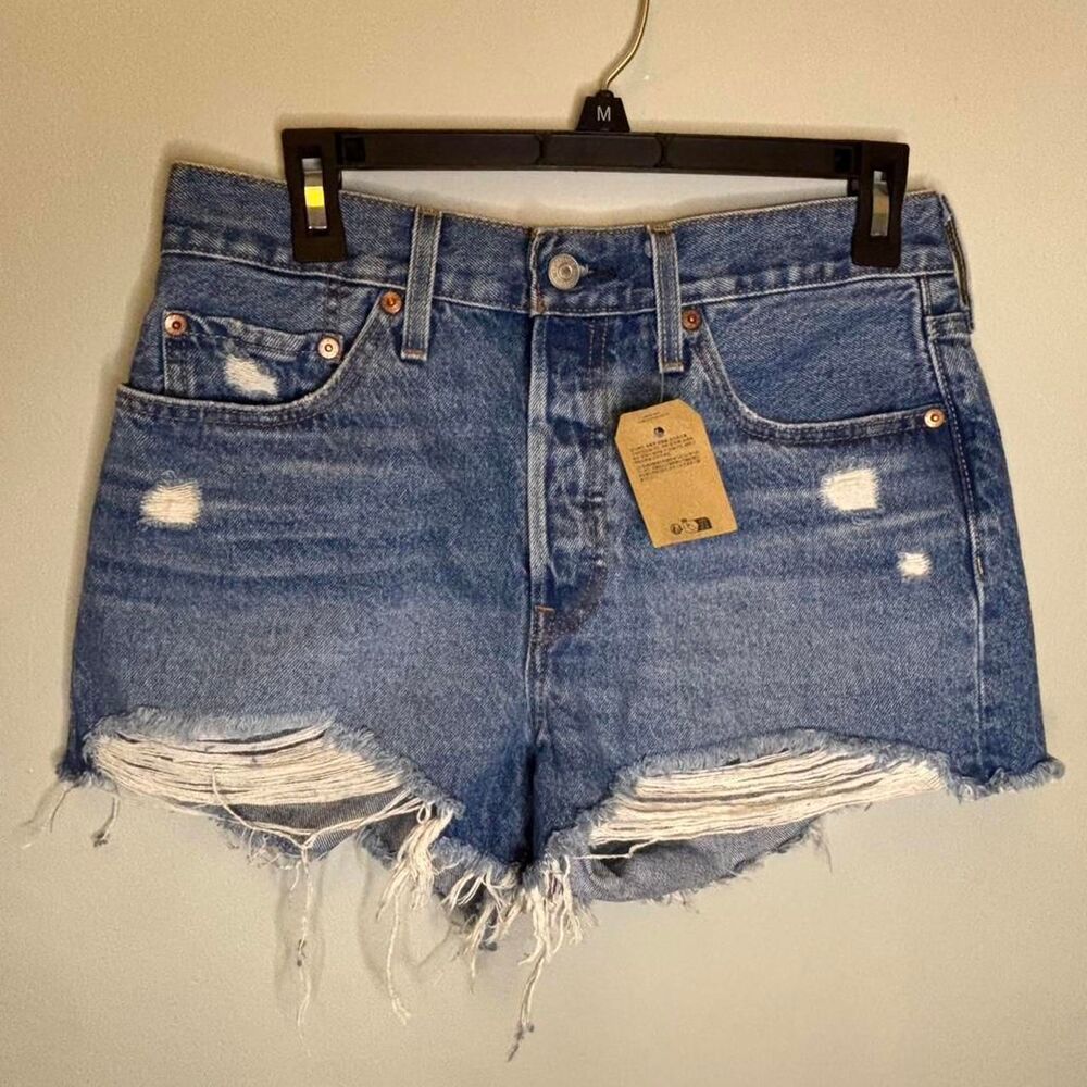 Levi’s 501 Distressed Denim Shorts NWT Frayed Raw Hem Y2K Size 28